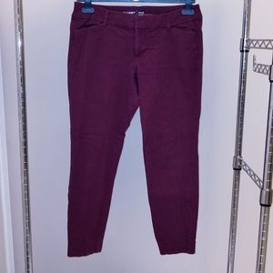 Old Navy Magenta Pixie Mid-Rise Pants